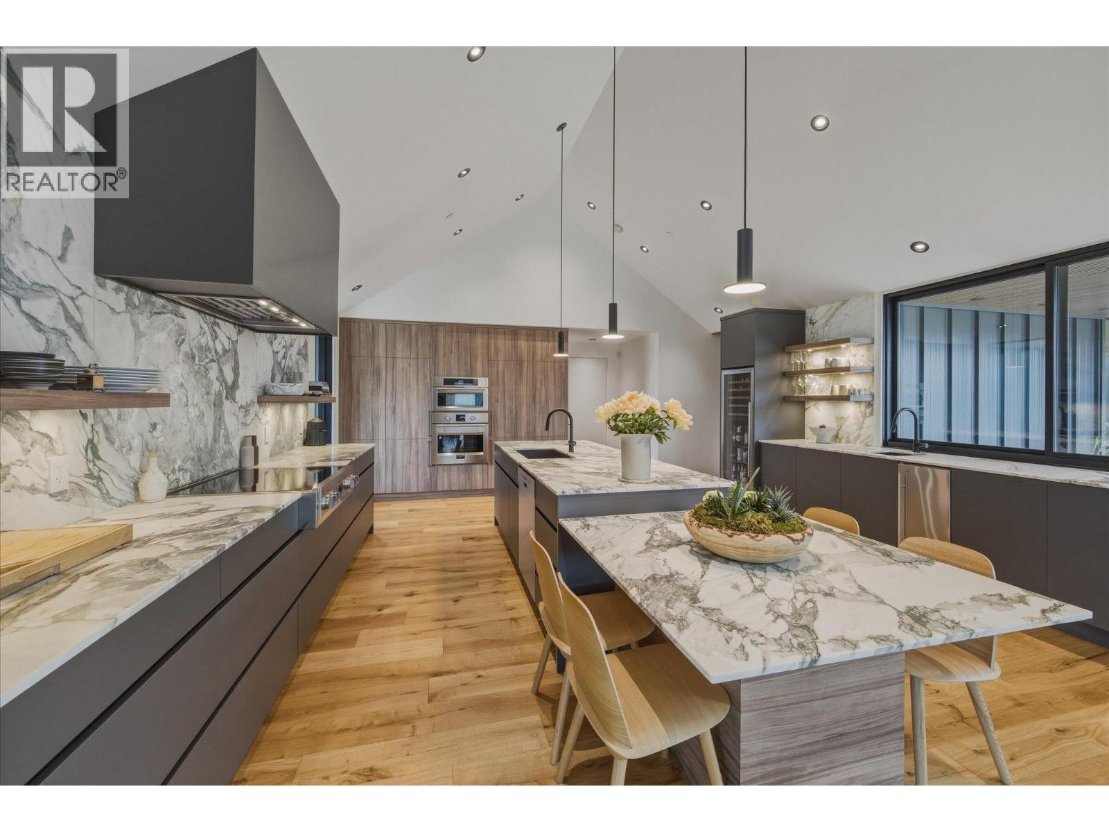 9304 Steller's Way, Whistler, British Columbia  V8E 1M1 - Photo 5 - R3127148