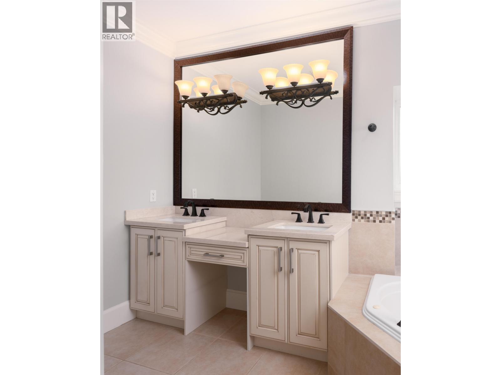 3471 Newmore Avenue, Richmond, British Columbia  V7C 1M5 - Photo 21 - R3127031