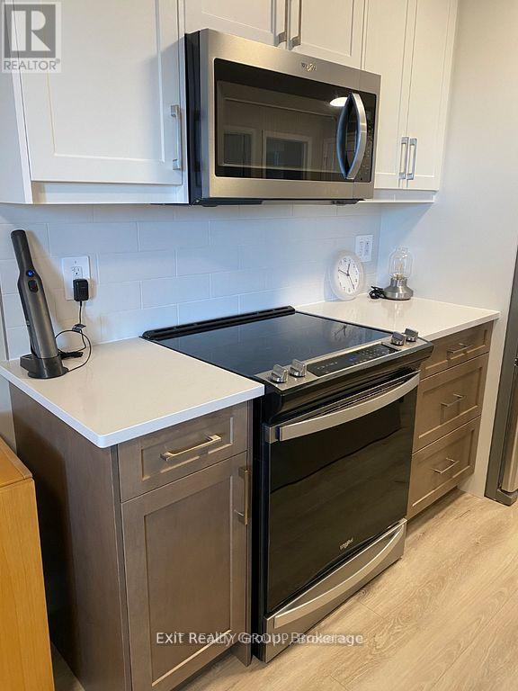 301 - 30 Hillside Meadow Drive, Quinte West, Ontario  K8V 0J7 - Photo 10 - X13166204