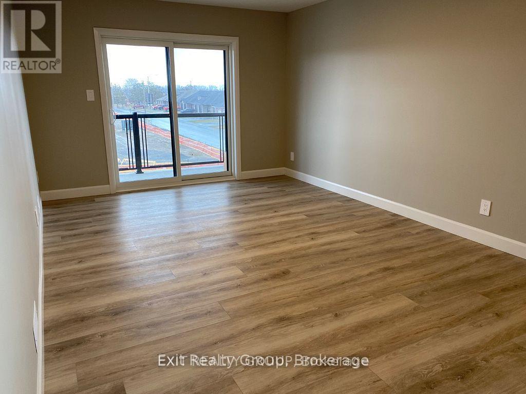 301 - 30 Hillside Meadow Drive, Quinte West, Ontario  K8V 0J7 - Photo 15 - X13166204