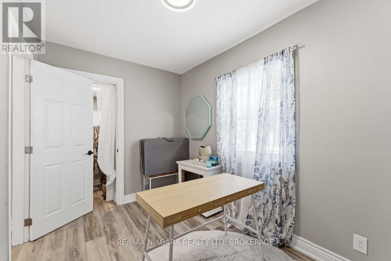 77 Semley Avenue, Welland (Broadway), Ontario  L3C 1X5 - Photo 21 - X13166186