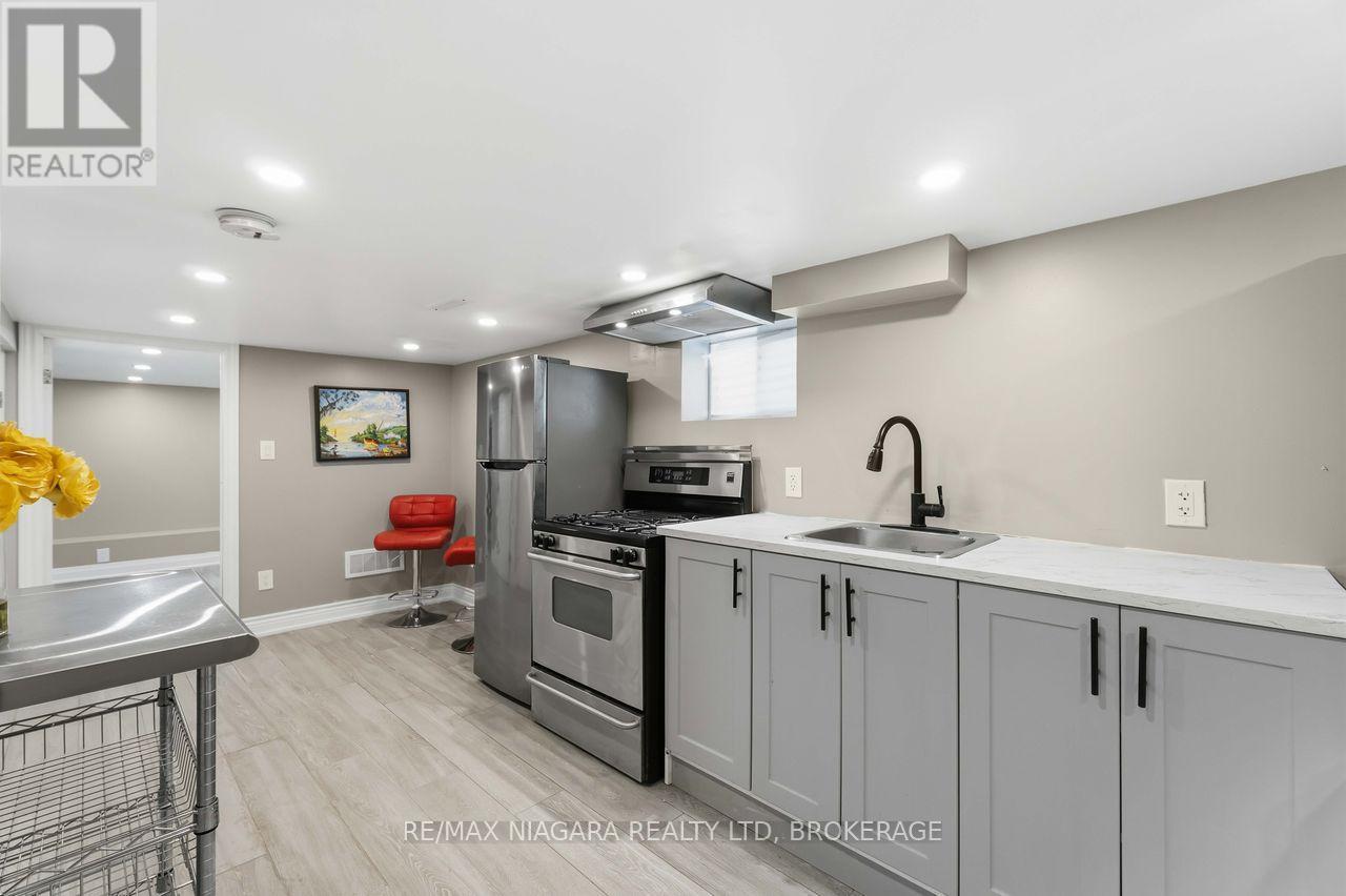 77 Semley Avenue, Welland (Broadway), Ontario  L3C 1X5 - Photo 25 - X13166186