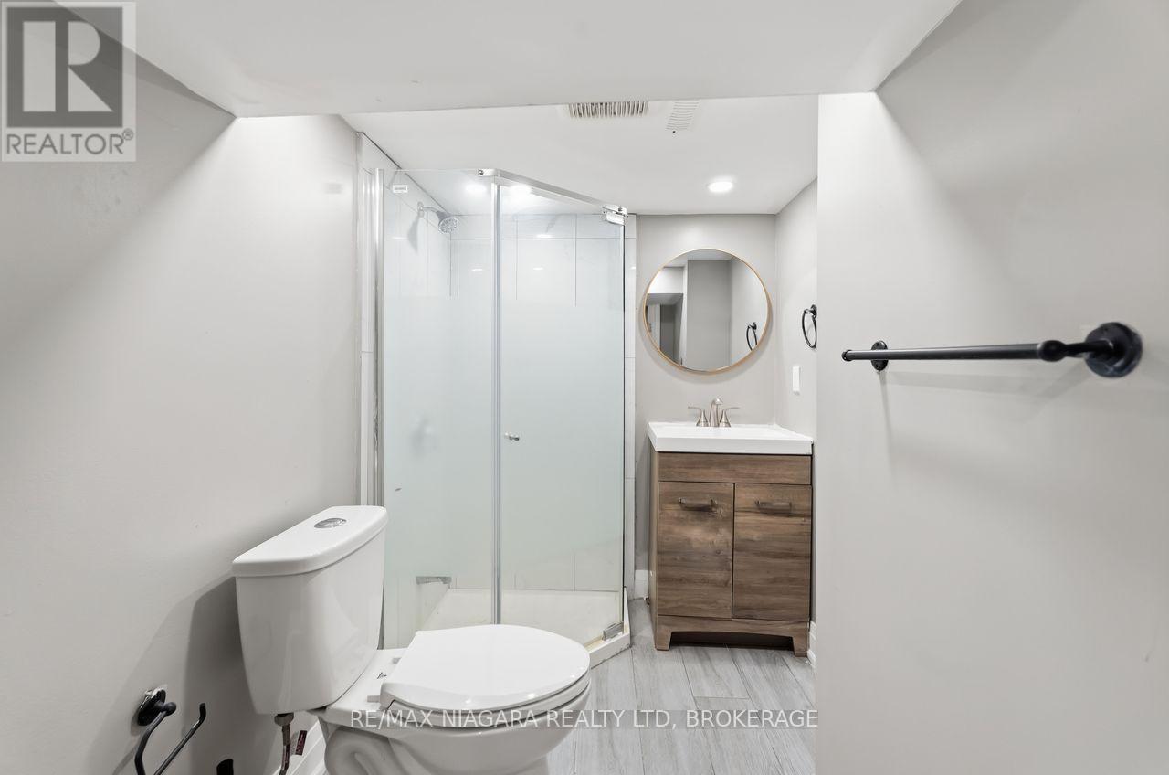 77 Semley Avenue, Welland (Broadway), Ontario  L3C 1X5 - Photo 32 - X13166186