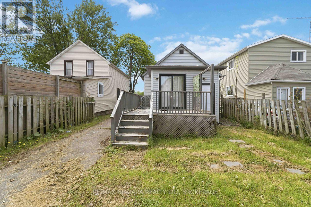 77 Semley Avenue, Welland (Broadway), Ontario  L3C 1X5 - Photo 38 - X13166186