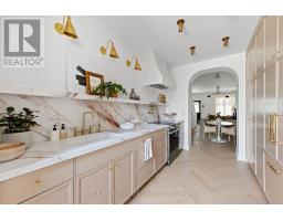 138 LAPPIN AVENUE, Toronto, Ontario