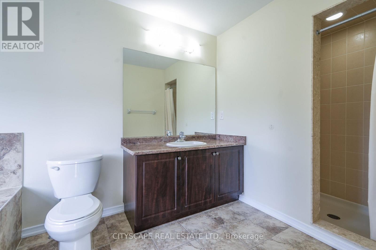 8485 Primrose Lane, Niagara Falls, Ontario  L2H 0K8 - Photo 18 - X13142710