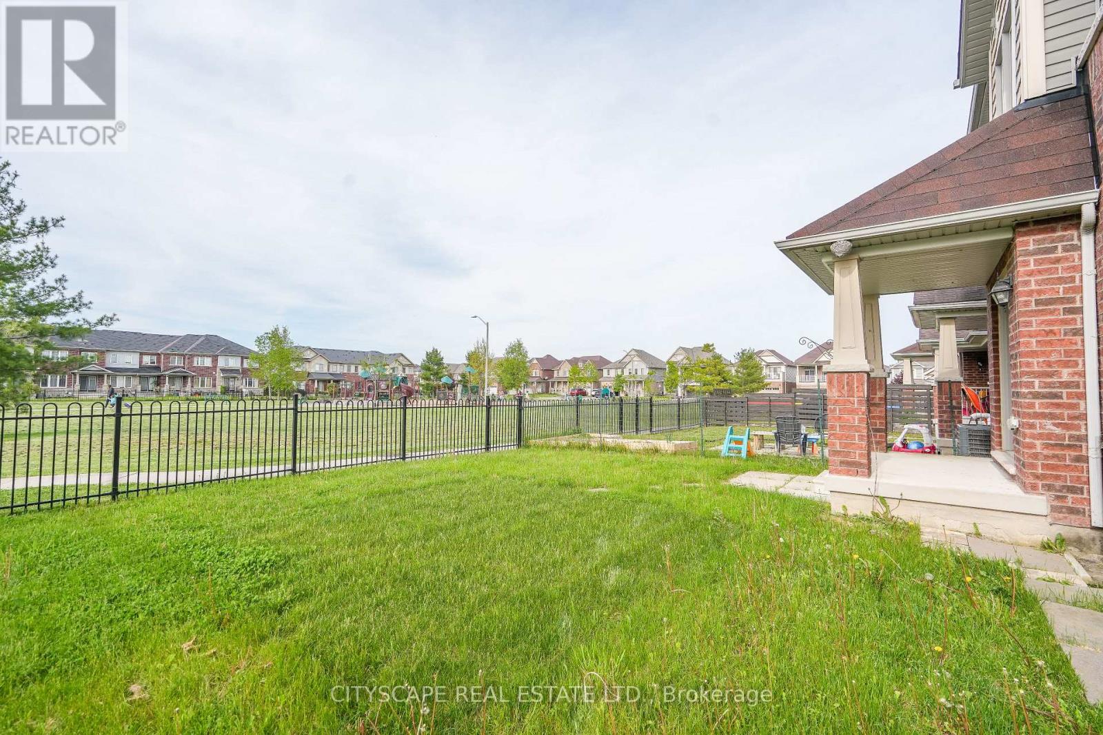 8485 Primrose Lane, Niagara Falls, Ontario  L2H 0K8 - Photo 39 - X13142710