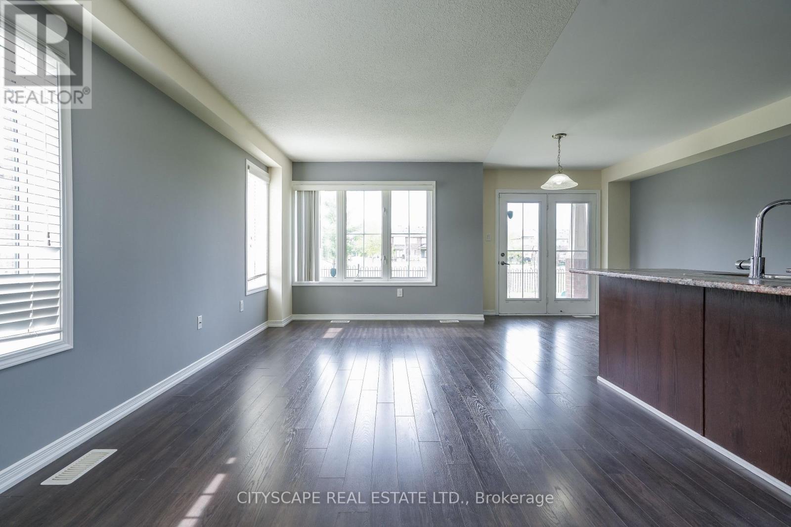 8485 Primrose Lane, Niagara Falls, Ontario  L2H 0K8 - Photo 11 - X13142710