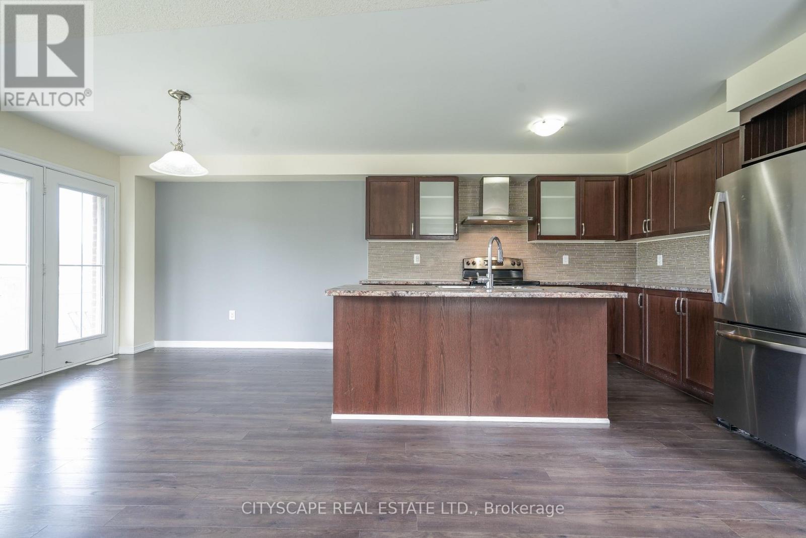 8485 Primrose Lane, Niagara Falls, Ontario  L2H 0K8 - Photo 9 - X13142710