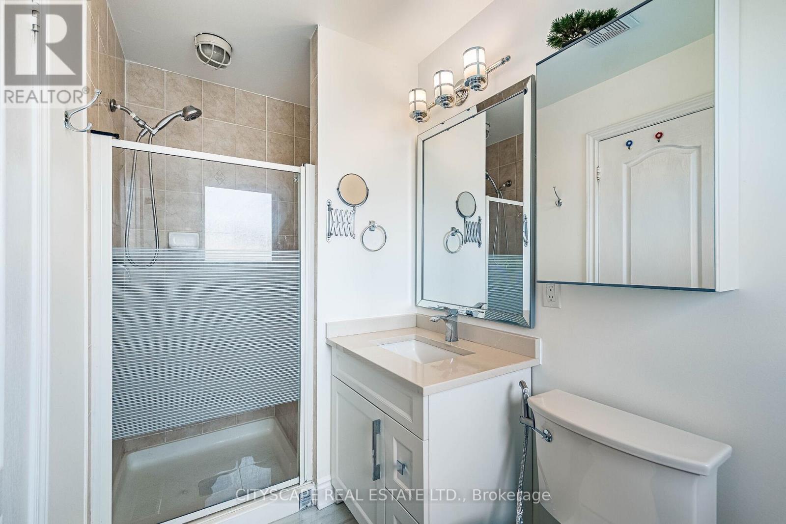 6681 Jazzy Mews, Mississauga, Ontario  L5W 1S2 - Photo 25 - W13166172