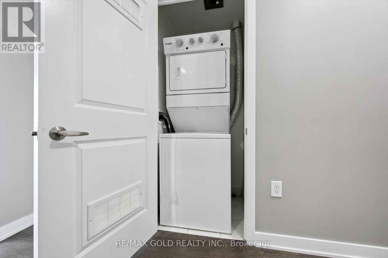 1905 - 4675 Metcalfe Avenue, Mississauga, Ontario L5M 0Z7 - Photo 34 - W13166220