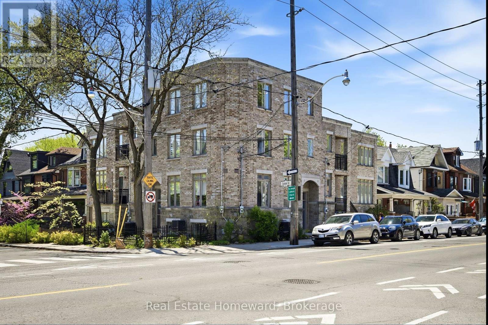 1467 Dundas Street E, Toronto, Ontario  M4M 1S7 - Photo 2 - E13162766