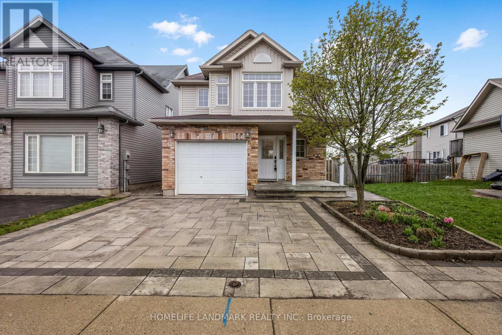 102 Iron Gate Street, Kitchener, Ontario  N2N 3R6 - Photo 2 - X13166136