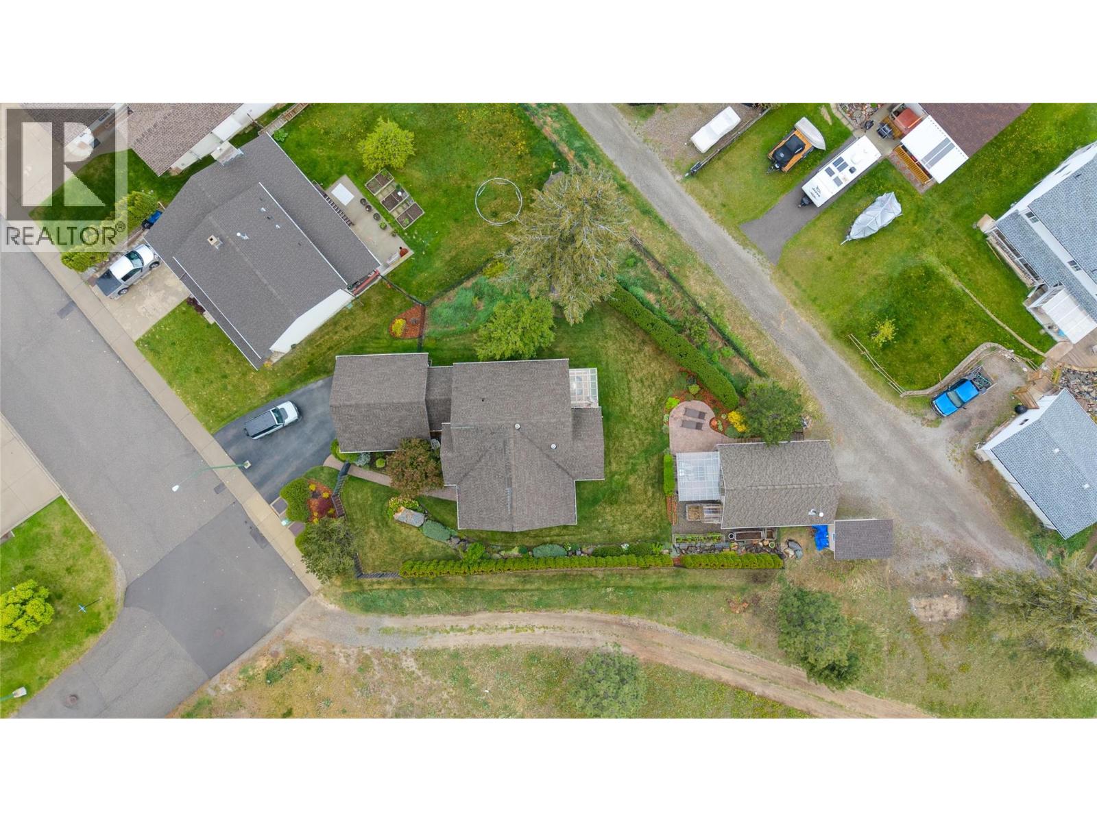 1004 15th Street S, Cranbrook, British Columbia V1C 5V2 - Photo 3 - 10388439