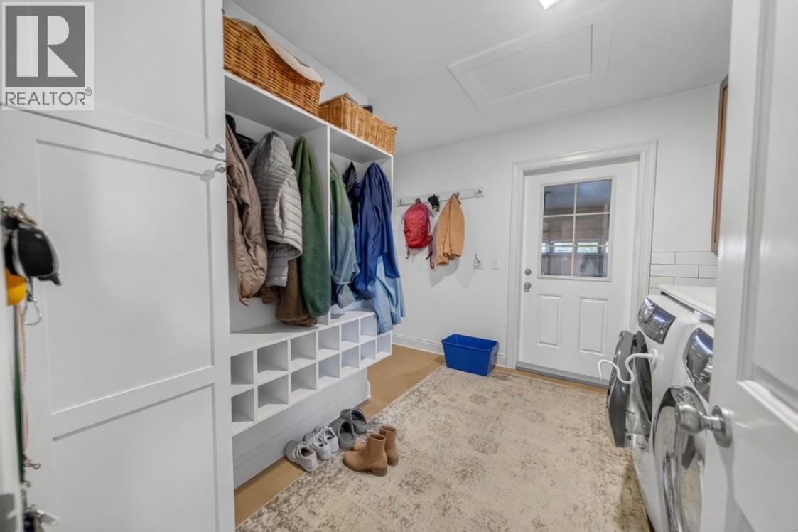 1004 15th Street S, Cranbrook, British Columbia V1C 5V2 - Photo 44 - 10388439