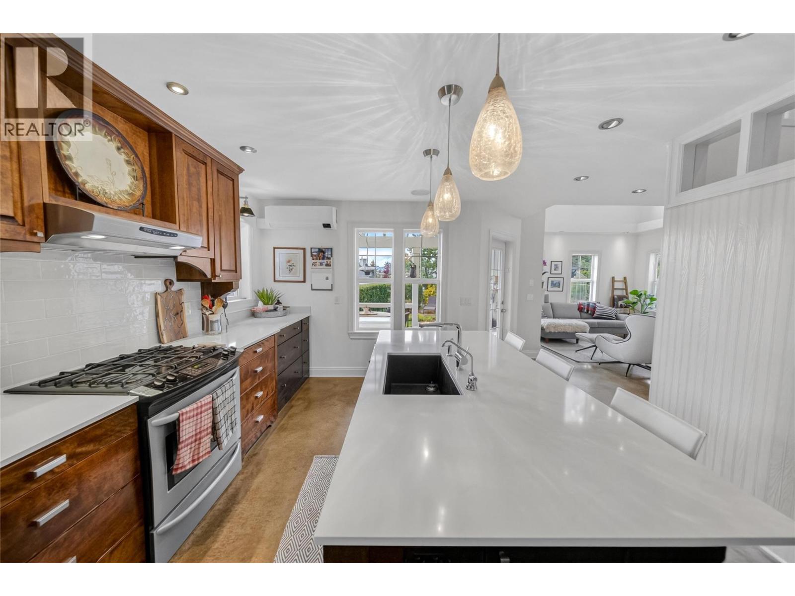 1004 15th Street S, Cranbrook, British Columbia V1C 5V2 - Photo 31 - 10388439