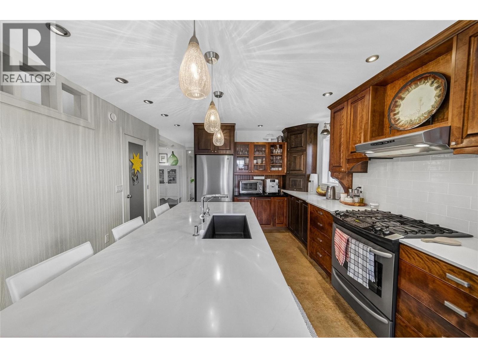 1004 15th Street S, Cranbrook, British Columbia V1C 5V2 - Photo 29 - 10388439
