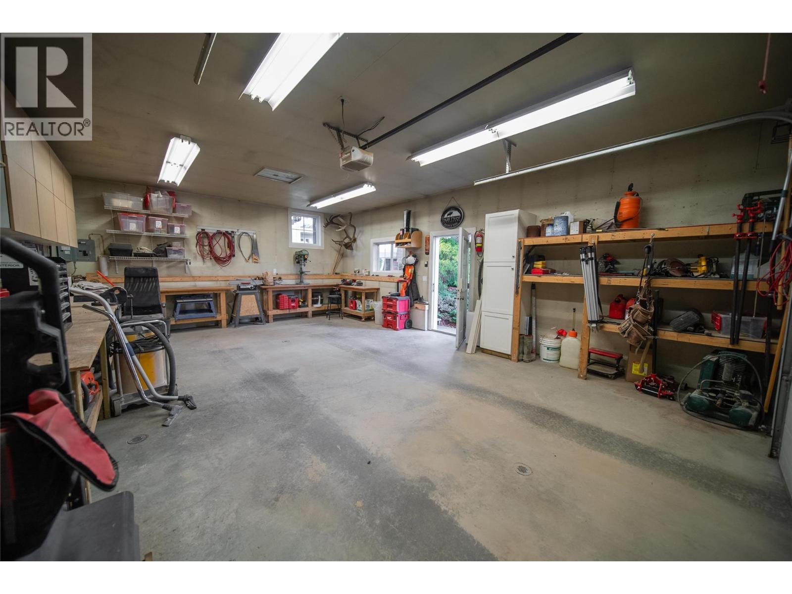 1004 15th Street S, Cranbrook, British Columbia V1C 5V2 - Photo 80 - 10388439