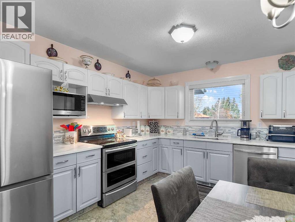 2006 25 Avenue, Bowden, Alberta  T0M 0K0 - Photo 7 - A2310746