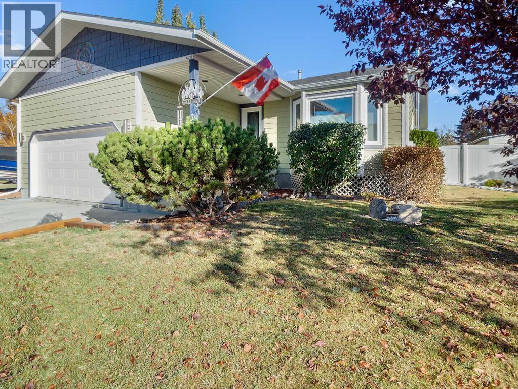 2006 25 Avenue, Bowden, Alberta  T0M 0K0 - Photo 3 - A2310746