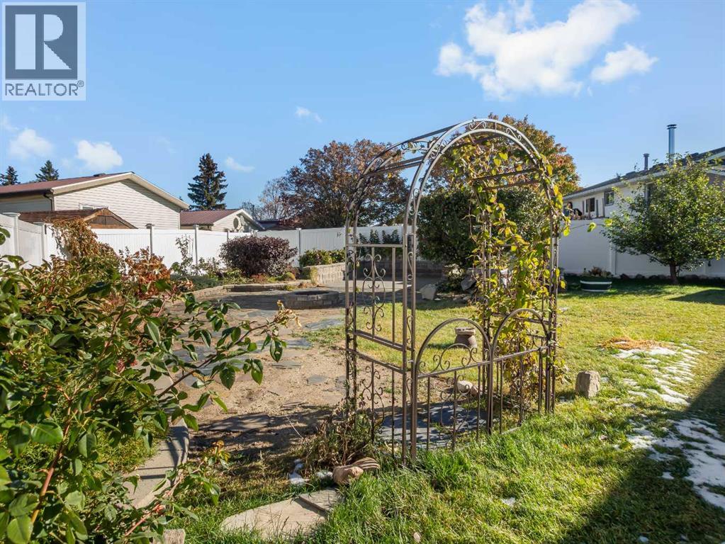 2006 25 Avenue, Bowden, Alberta  T0M 0K0 - Photo 42 - A2310746