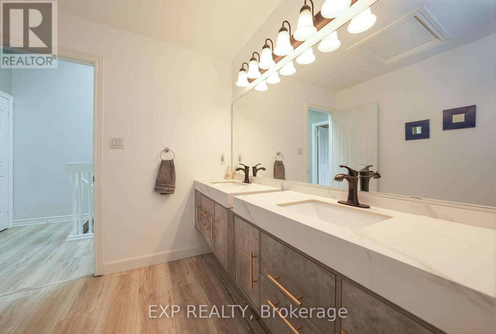 4 - 40 Ontario Street, Lambton Shores, Ontario  N0M 1T0 - Photo 42 - X13166266