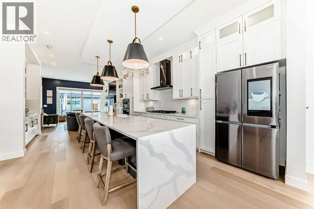 3221 Kinsale Road SW, Calgary, Alberta  T3E 4S1 - Photo 3 - A2313406