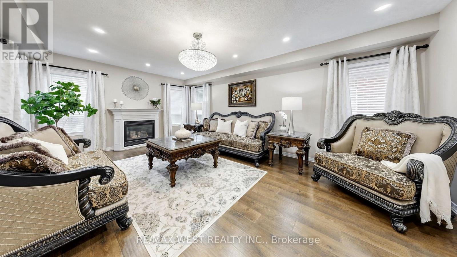 303 King Street E, East Gwillimbury, Ontario L0G 1M0 - Photo 13 - N13164936