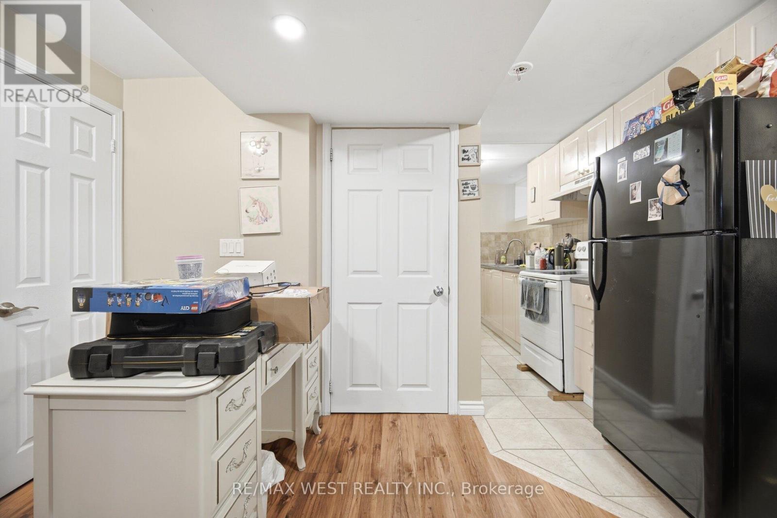 Basement - 6409 Torre Drive, Mississauga, Ontario  L5V 2S5 - Photo 5 - W13099992