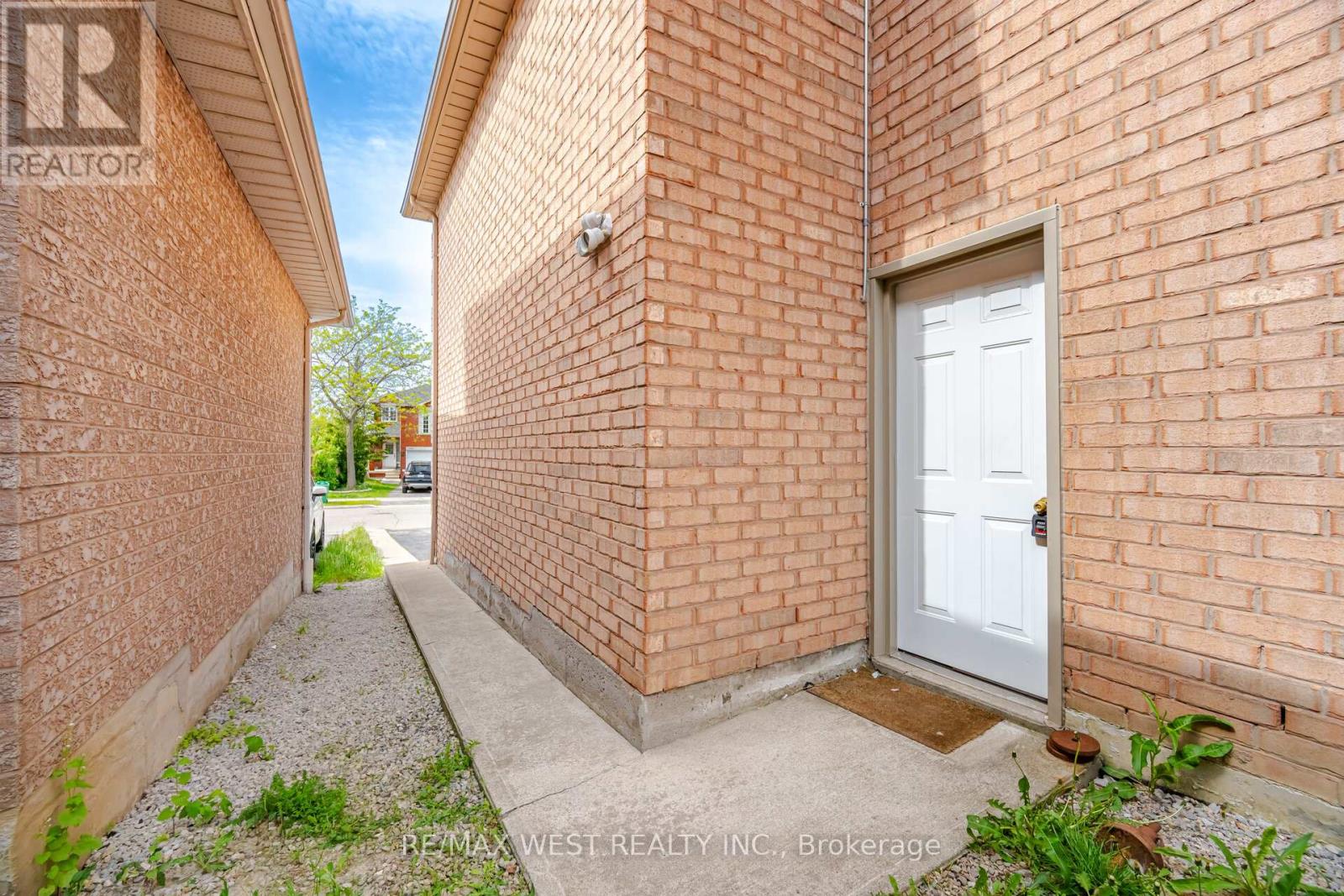 Basement - 6409 Torre Drive, Mississauga, Ontario  L5V 2S5 - Photo 3 - W13099992