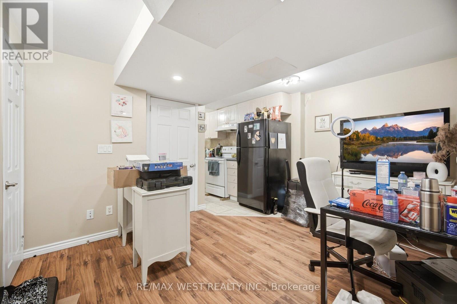 Basement - 6409 Torre Drive, Mississauga, Ontario  L5V 2S5 - Photo 9 - W13099992