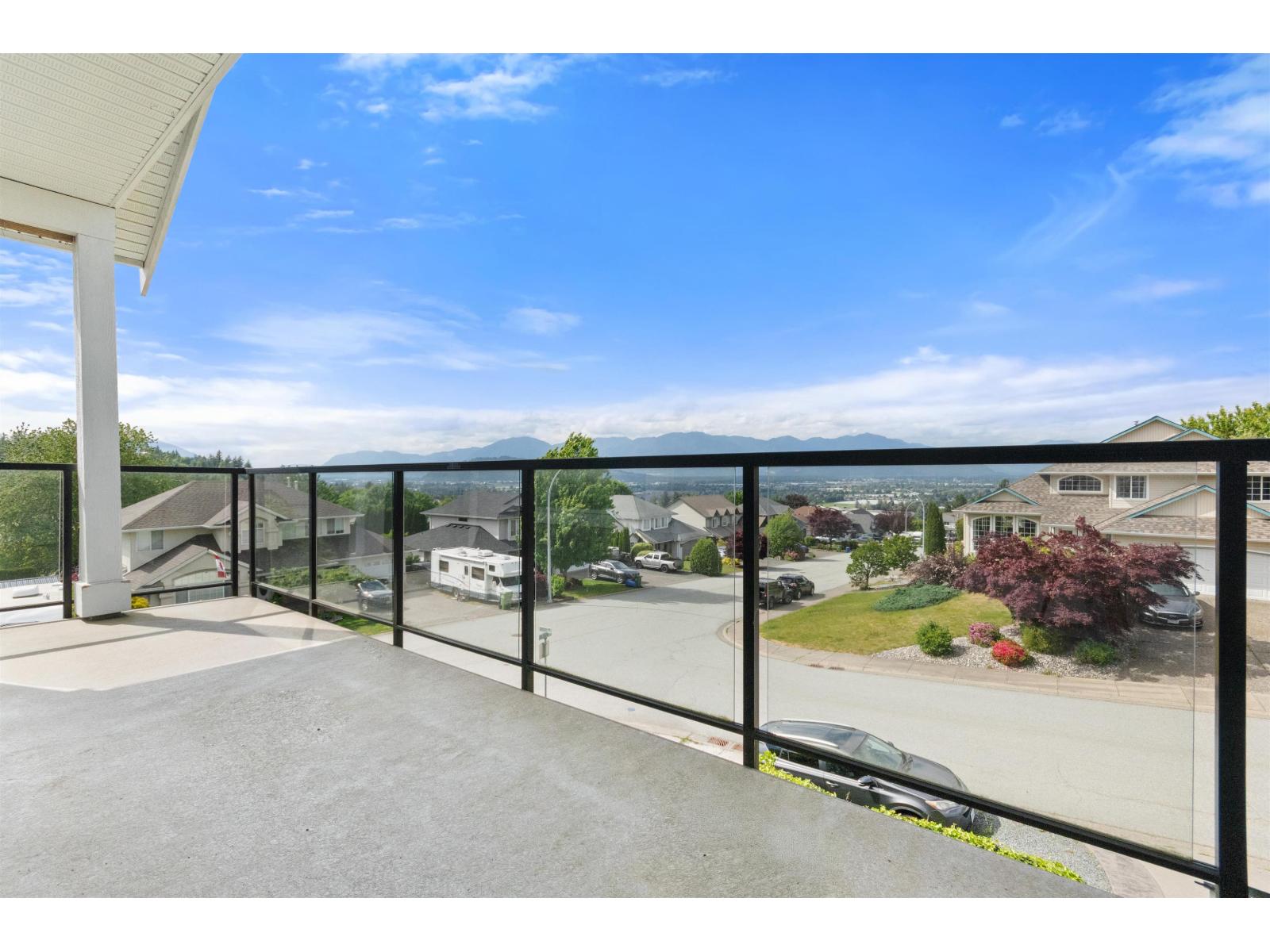 46658 Grove Avenue, Promontory, Chilliwack, British Columbia  V2R 3Y9 - Photo 4 - R3125319