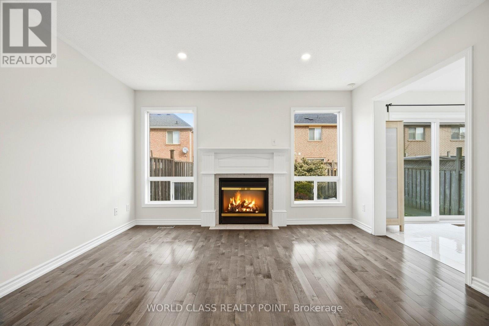 727 Thompson Road S, Milton, Ontario  L9T 5W8 - Photo 6 - W13166250