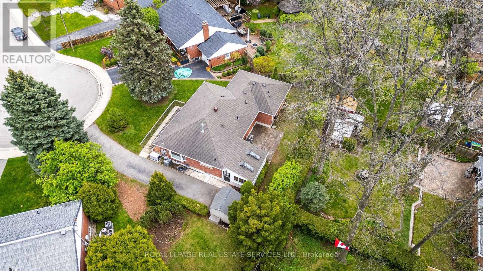 652 Hillcrest Drive, Burlington, Ontario  L7R 3A7 - Photo 31 - W13166256