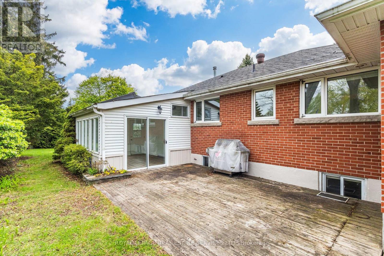 652 Hillcrest Drive, Burlington, Ontario  L7R 3A7 - Photo 32 - W13166256