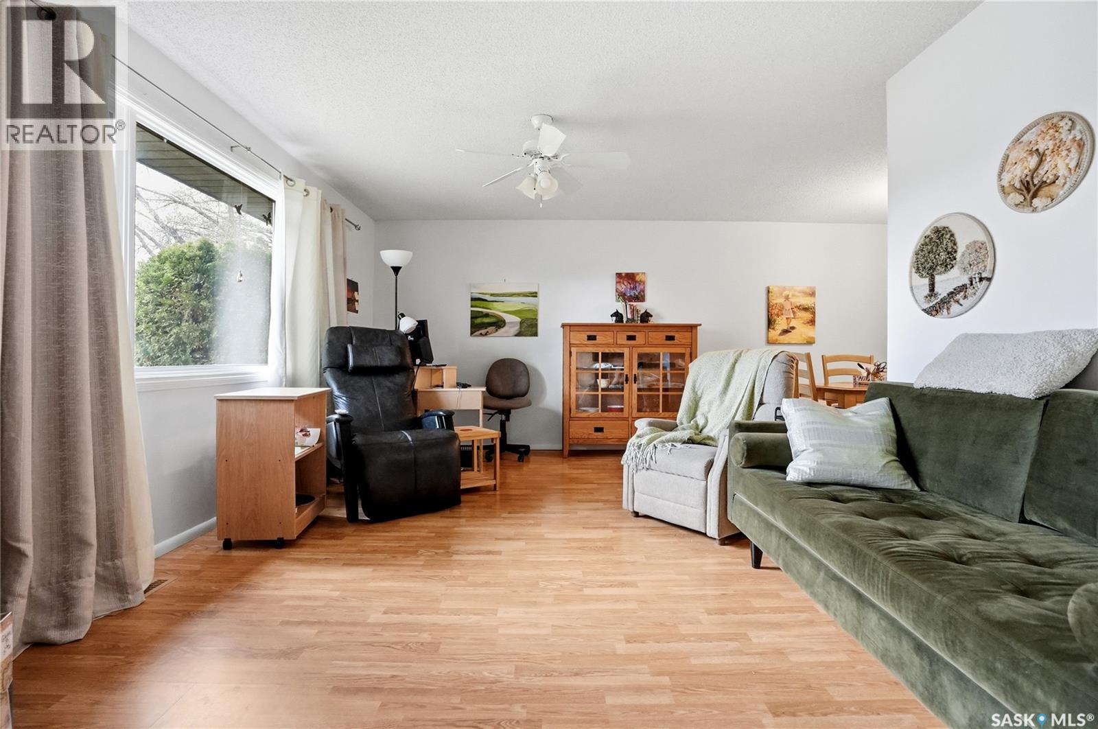 2362 Easthill, Saskatoon, Saskatchewan  S7J 3E5 - Photo 4 - SK036912
