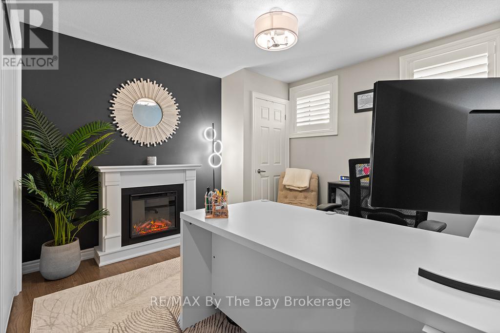 6 Academy Avenue, Wasaga Beach, Ontario  L9Z 0G9 - Photo 22 - S13127424