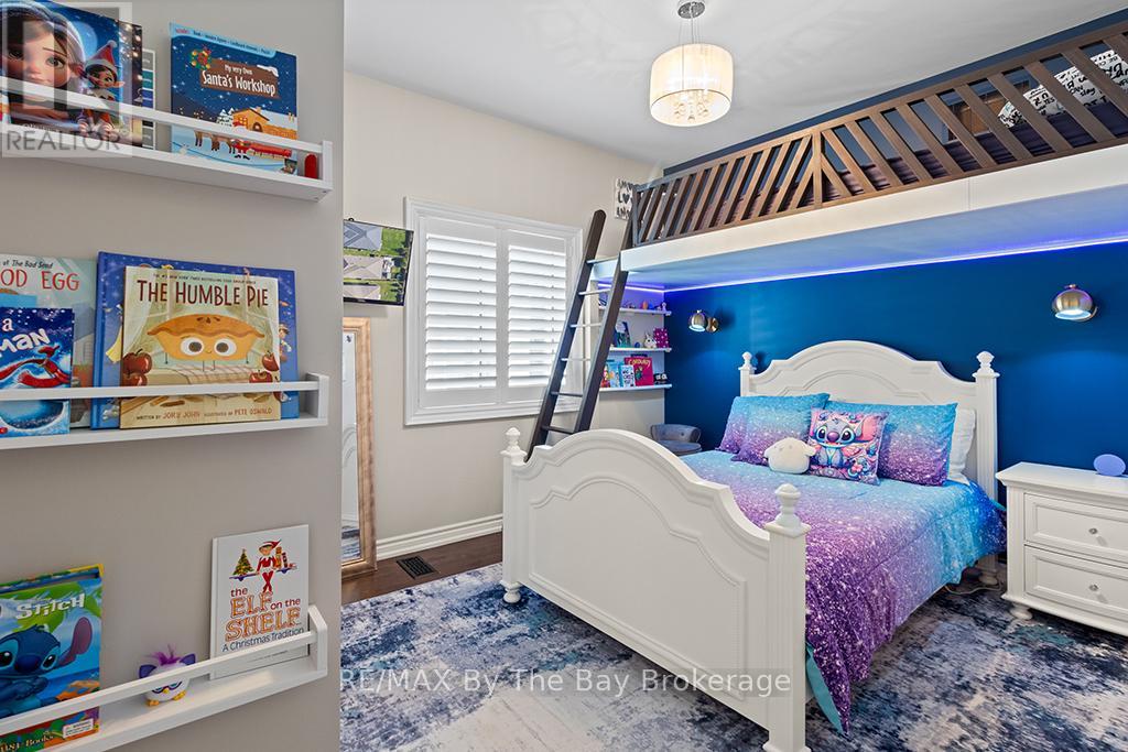 6 Academy Avenue, Wasaga Beach, Ontario  L9Z 0G9 - Photo 19 - S13127424