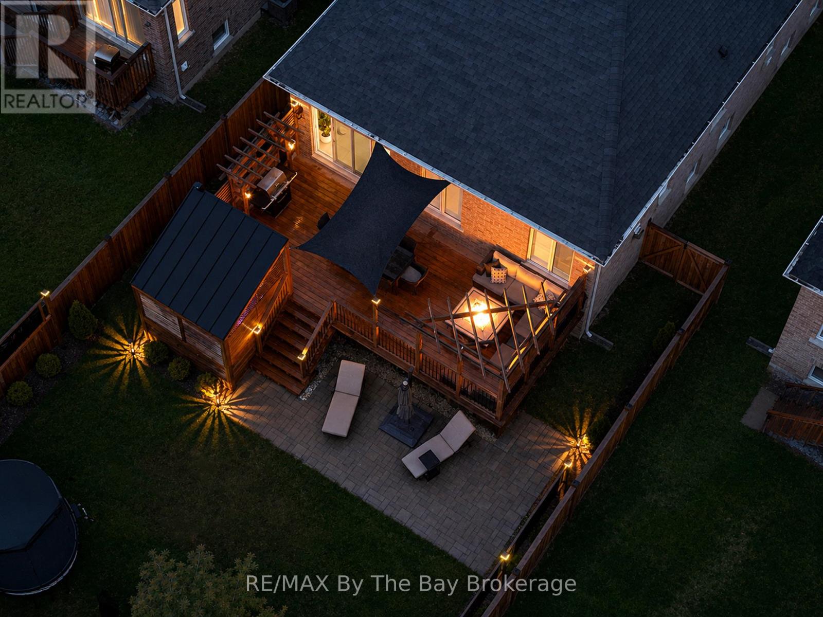 6 ACADEMY AVENUE, Wasaga Beach, Ontario
