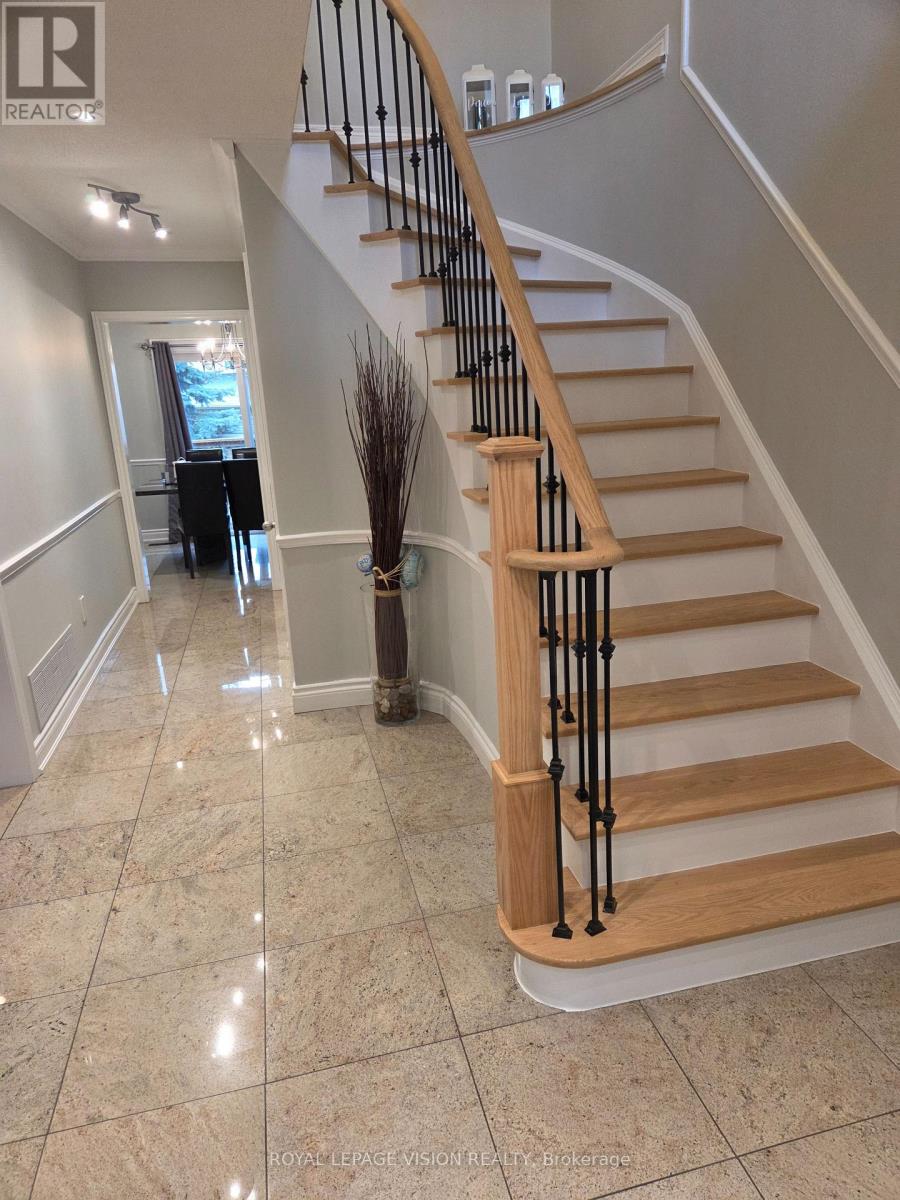 91 PRINCETON GATE, Vaughan, Ontario