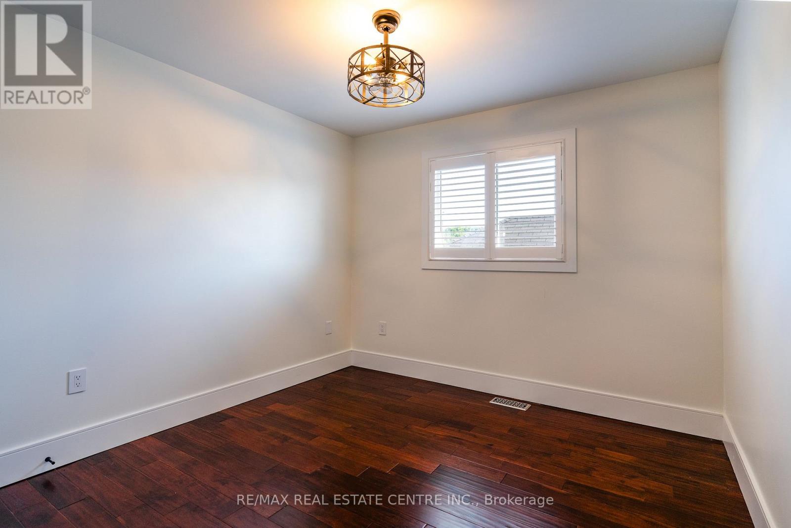 2 Orvieto Court, Hamilton, Ontario  L8E 5W1 - Photo 24 - X13166248
