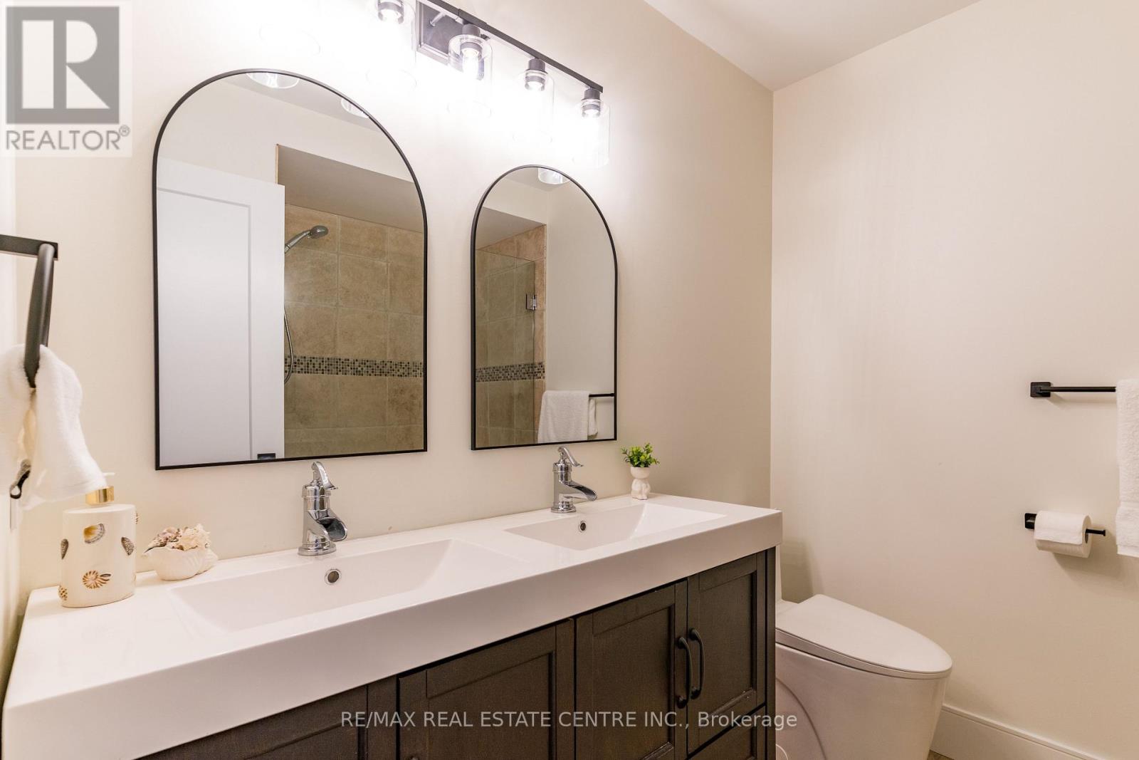 2 Orvieto Court, Hamilton, Ontario  L8E 5W1 - Photo 28 - X13166248