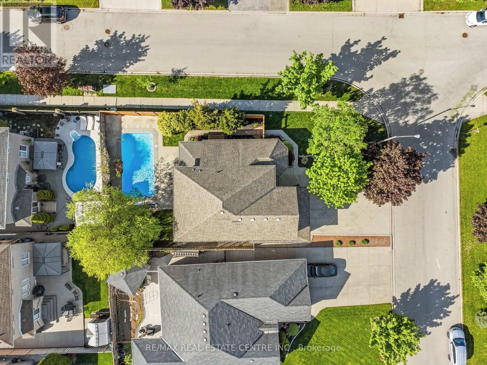 2 Orvieto Court, Hamilton, Ontario  L8E 5W1 - Photo 44 - X13166248