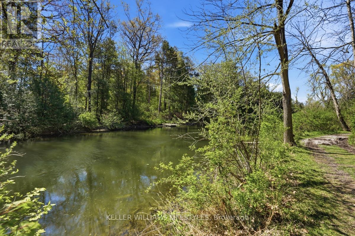 10240 Woodpark Court, Lambton Shores (Grand Bend), Ontario  N0M 1T0 - Photo 50 - X13152888