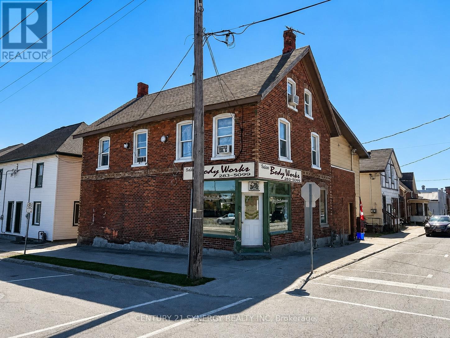 18 MARKET STREET N, Smiths Falls, Ontario