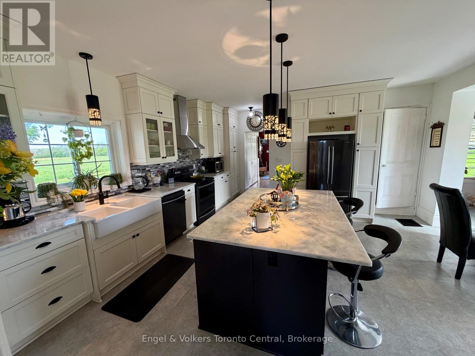 268 Fox Ridge Road, Grey Highlands, Ontario  N0H 1J0 - Photo 3 - X13166374