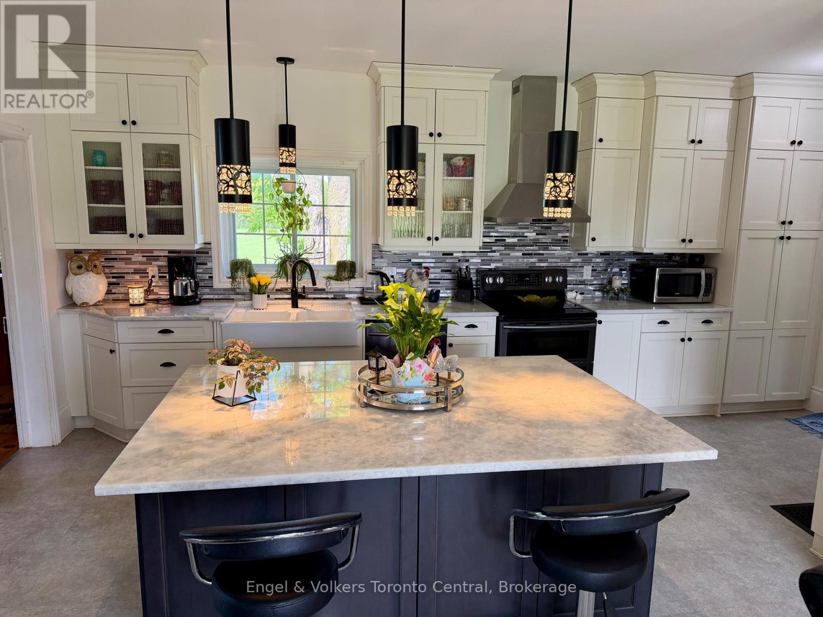 268 Fox Ridge Road, Grey Highlands, Ontario  N0H 1J0 - Photo 4 - X13166374