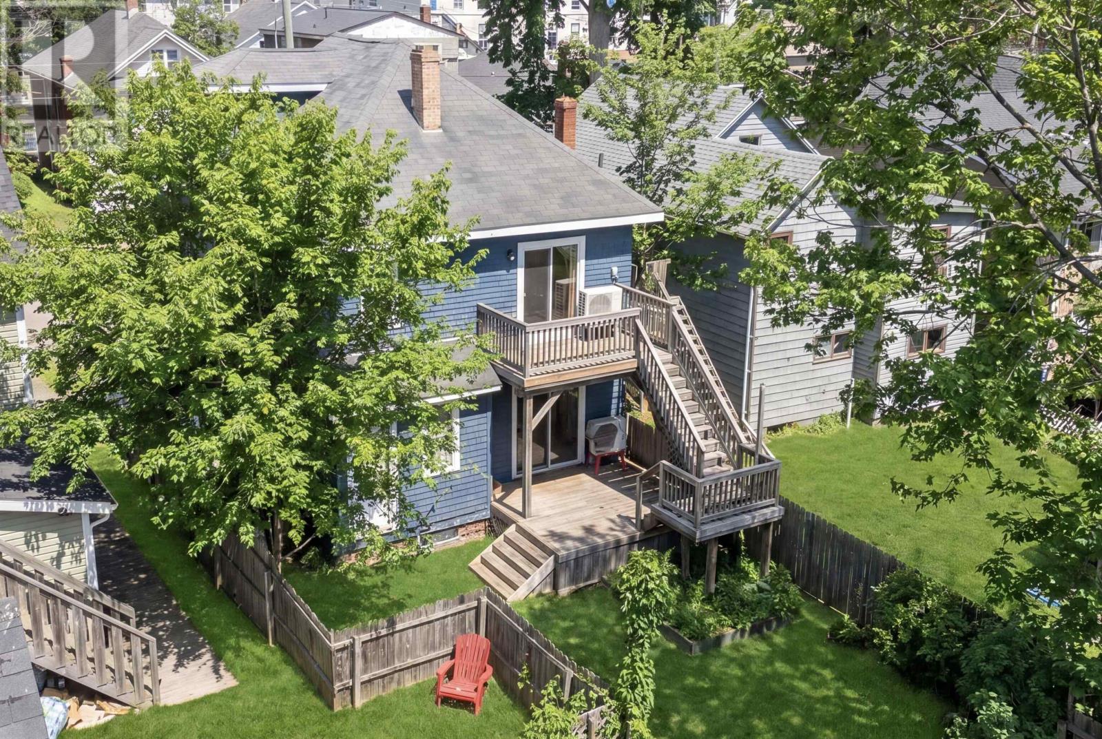 222 Grafton Street, Charlottetown, Prince Edward Island  C1A 1L4 - Photo 4 - 202610467