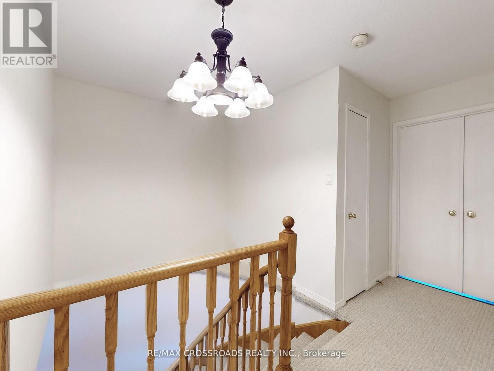 35 Forest Grove Drive, Whitby, Ontario  L1R 2A6 - Photo 23 - E13166354