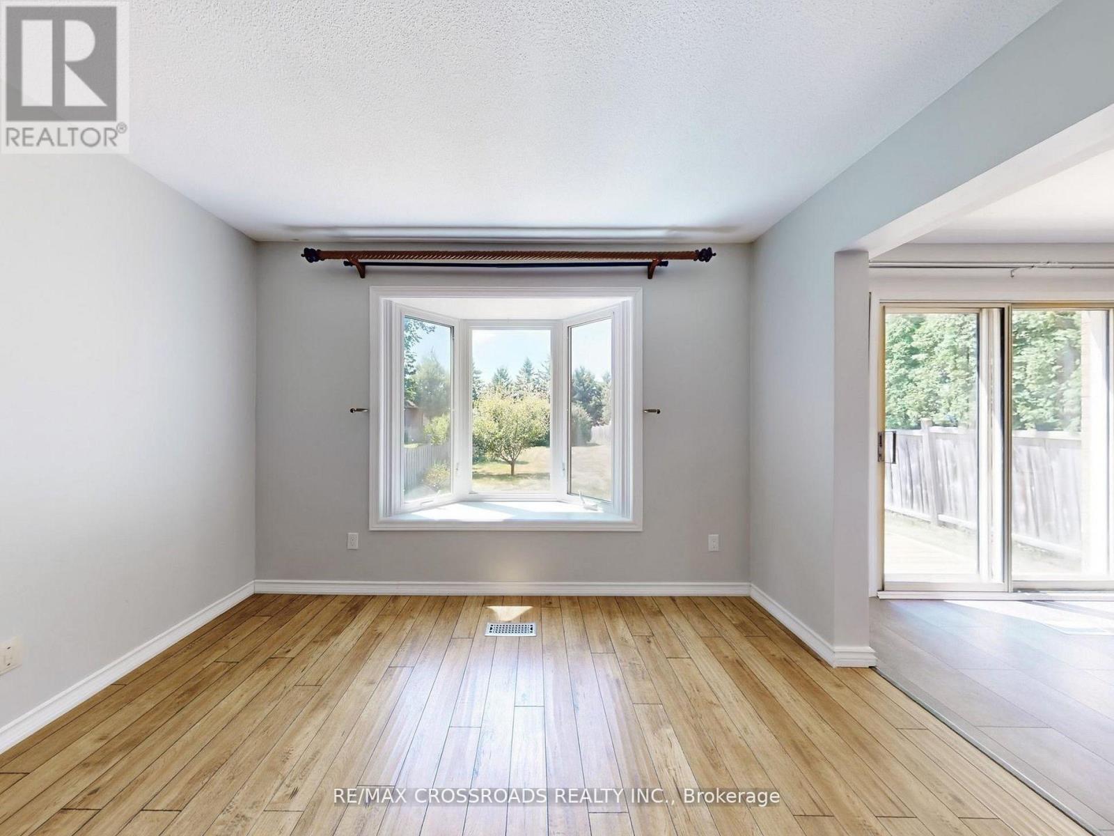 35 Forest Grove Drive, Whitby, Ontario  L1R 2A6 - Photo 40 - E13166354